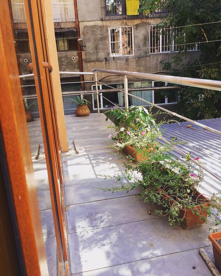 Destiny 1 Hostel Erivan Exterior foto